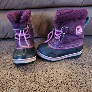 Sorel Toddler size 9 winter boots